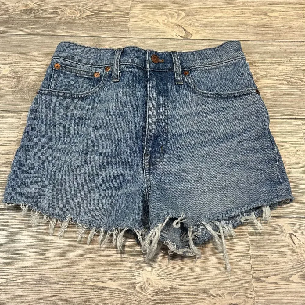 American Eagle High Rise Distressed Cut-Off Shorts - Blue - 2 - EUC